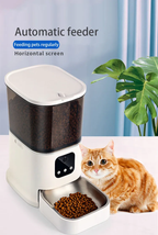 Smart Pet Feeder with 4MP Camera, Live Video, Multi-User Sharing & App Control
